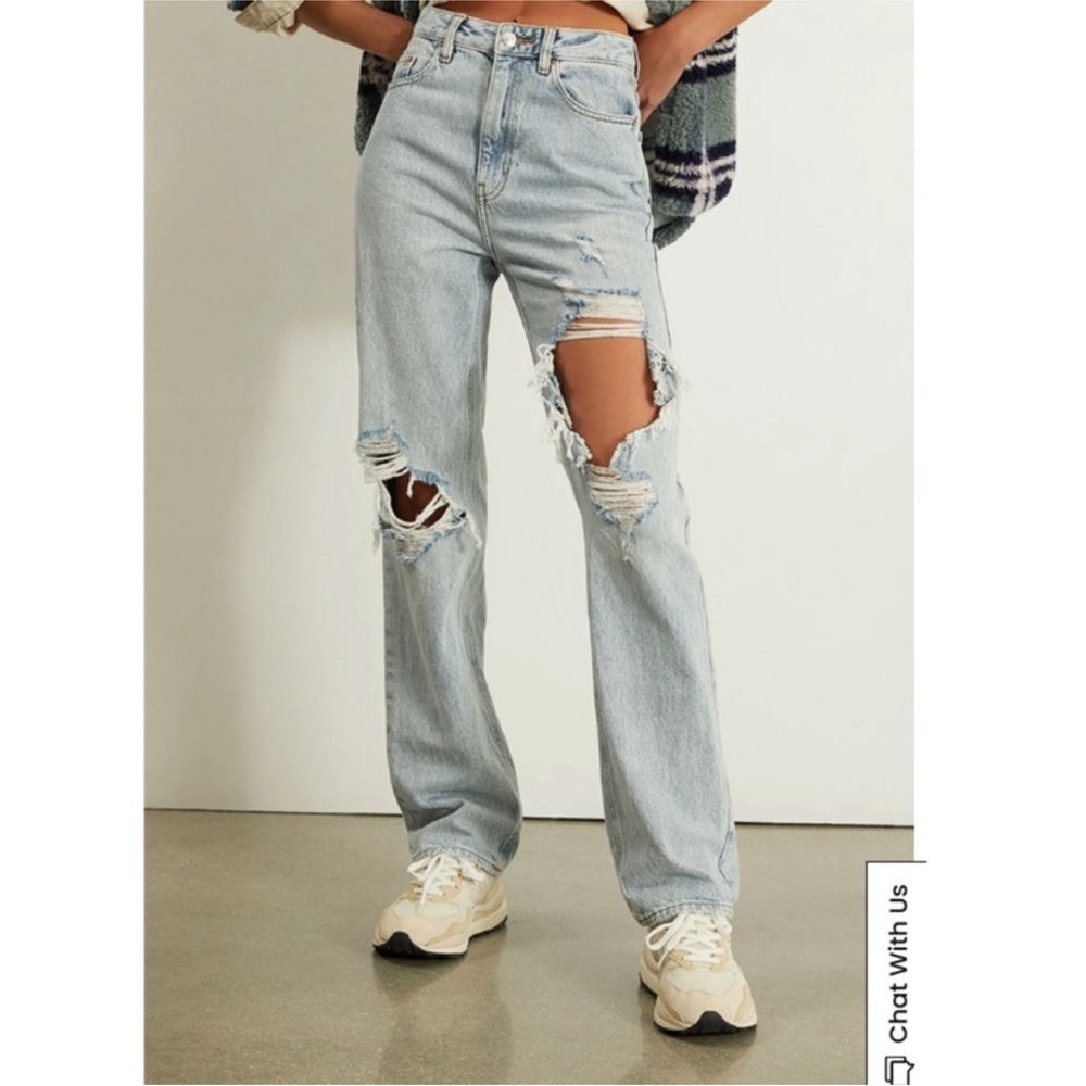 Pacsun 90’s boyfriend jeans - distressed, high waisted, light wash